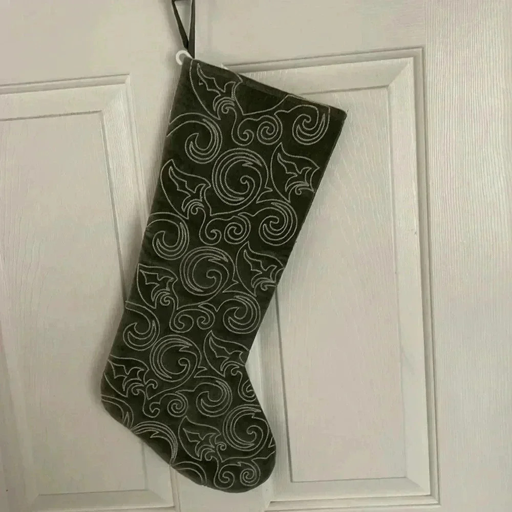 NWOT Nicole Miller Stocking 20 1/2” long